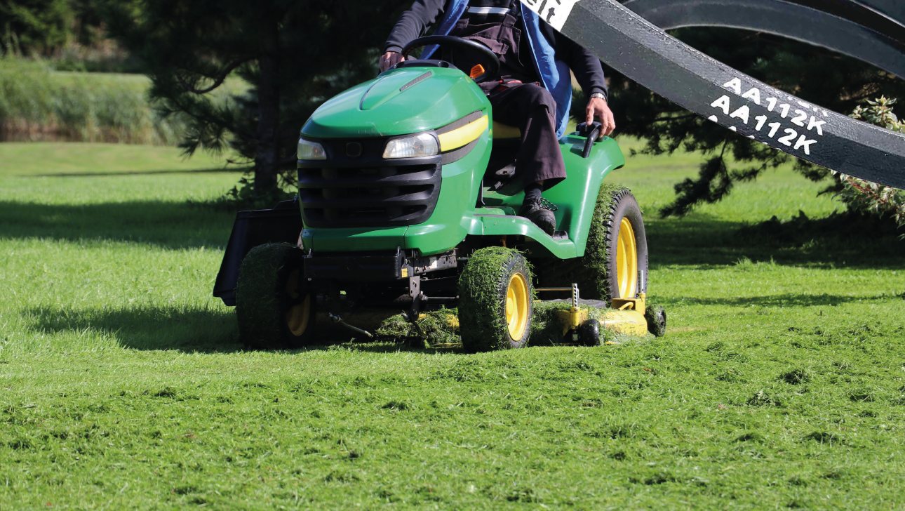 Descubra cómo encontrar el número de referencia de la correa de un tractor de césped de forma sencilla